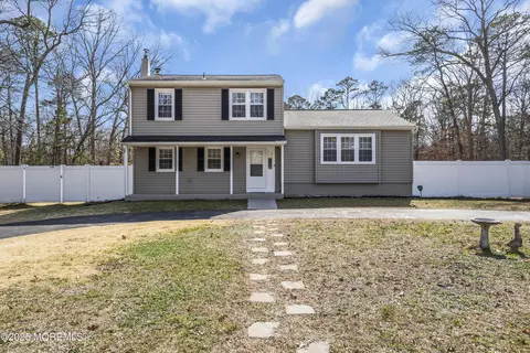 119 Locust Ave, Egg Harbor Twp, NJ 08234