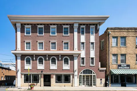 22 W Front St #401, Red Bank, NJ 07701