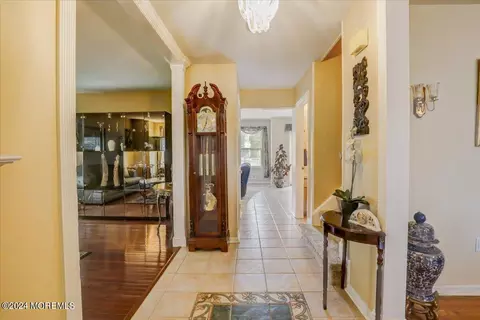 Entry Way - 265 Bartley Rd, Jackson, NJ 08527 photo 1 of 4