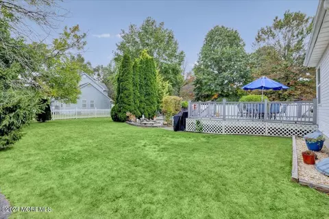 Exterior - 265 Bartley Rd, Jackson, NJ 08527 photo 12 of 16