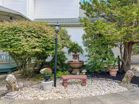 Exterior - 265 Bartley Rd, Jackson, NJ 08527 photo 13 of 16