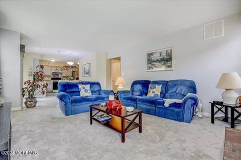Living - 265 Bartley Rd, Jackson, NJ 08527 photo 5 of 5