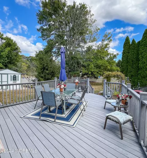 Exterior - 265 Bartley Rd, Jackson, NJ 08527 photo 6 of 16