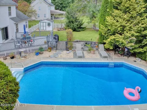 Exterior - 265 Bartley Rd, Jackson, NJ 08527 photo 11 of 16
