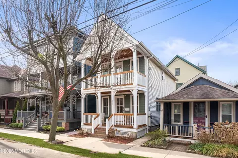 66 Webb Ave, Ocean Grove, NJ 07756