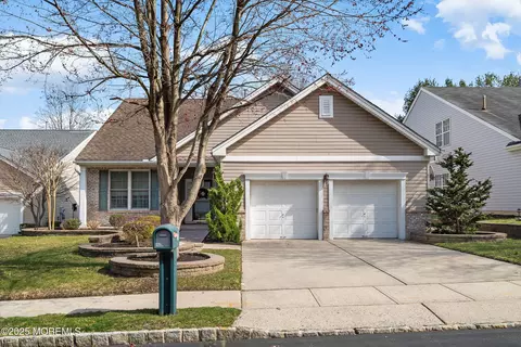 61 Tall Pines Dr, Tinton Falls, NJ 07753