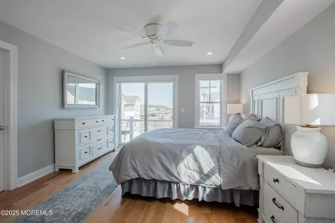 Bedroom - 26 Beach St, Sea Bright, NJ 07760 photo 4 of 5