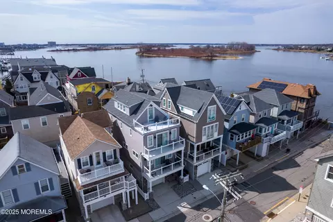 View/Area - 26 Beach St, Sea Bright, NJ 07760 photo 1 of 11