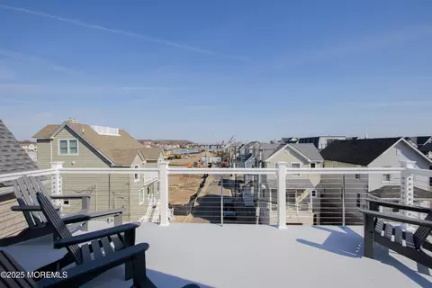 Exterior - 26 Beach St, Sea Bright, NJ 07760 photo 3 of 6