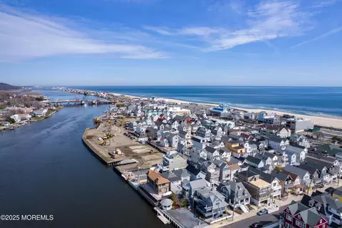 View/Area - 26 Beach St, Sea Bright, NJ 07760 photo 7 of 11