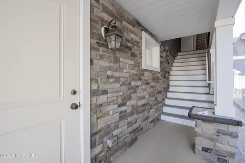 Entry Way - 26 Beach St, Sea Bright, NJ 07760 photo 1 of 2