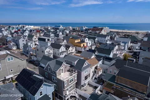 View/Area - 26 Beach St, Sea Bright, NJ 07760 photo 6 of 11