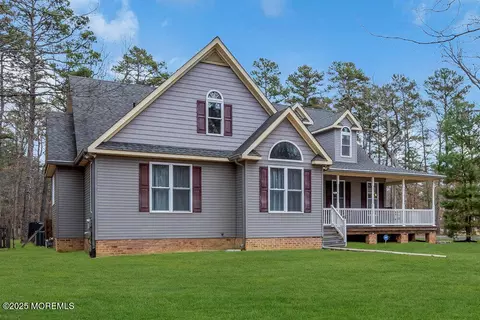 7208 1st Ave, Mays Landing, NJ 08330