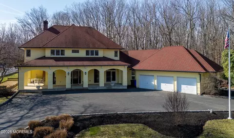 100 Parker Rd, Eatontown, NJ 07724