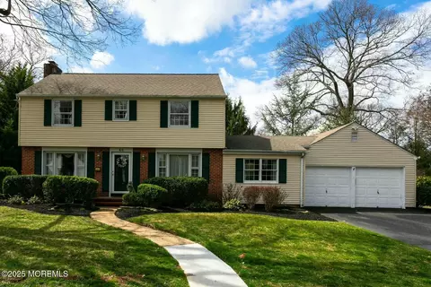 46 Highland Ave, Fair Haven, NJ 07704