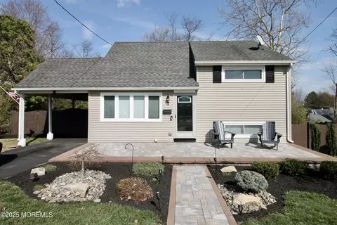 7 Avon Ct, East Brunswick, NJ 08816