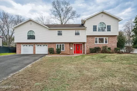 14 Pinchbrook Dr, Florham Park, NJ 07932