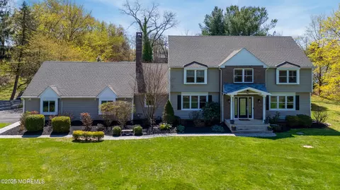 6 Page Dr, Lincroft, NJ 07738