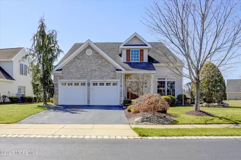 46 Yates Rd, Manalapan, NJ 07726