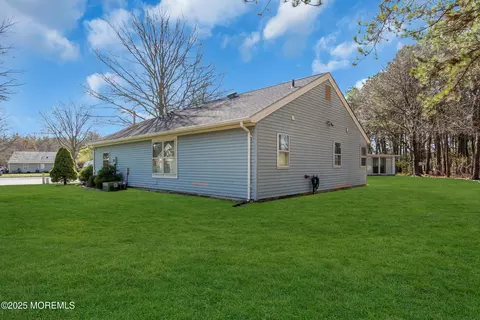 Exterior - 5 Derby Ct, Forked River, NJ 08731 photo 7 of 8