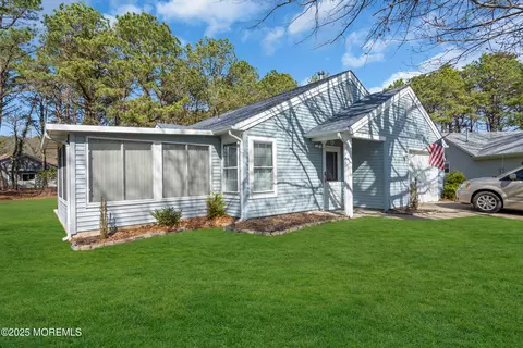 Exterior - 5 Derby Ct, Forked River, NJ 08731 photo 5 of 8