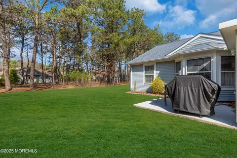 Exterior - 5 Derby Ct, Forked River, NJ 08731 photo 4 of 8