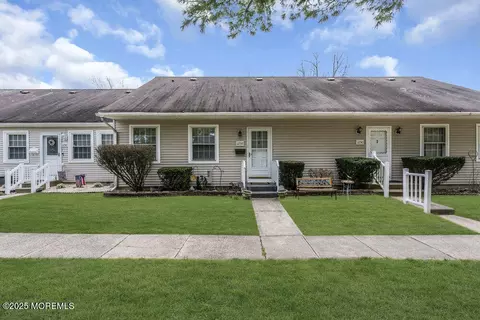125 Korn Market #D, Freehold, NJ 07728
