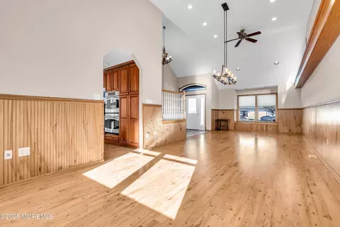 Living - 830 Spar Dr, Forked River, NJ 08731 photo 5 of 12