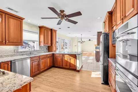 Kitchen - 830 Spar Dr, Forked River, NJ 08731 photo 1 of 6