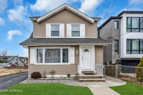 139 Grand Ave, Palisades Park, NJ 07650