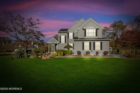 20 Arrowhead Way, Millstone, NJ 08535