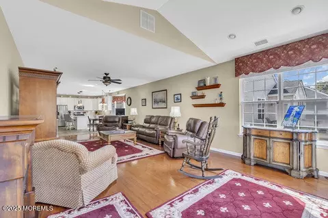 Living - 5 Marlow Dr, Jackson, NJ 08527 photo 1 of 2