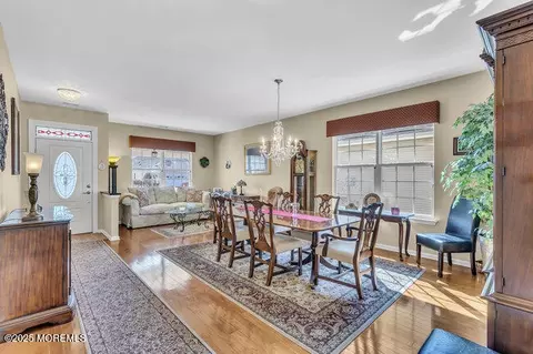 Dining - 5 Marlow Dr, Jackson, NJ 08527 photo 1 of 2