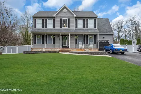 26 Sloop Creek Rd, Bayville, NJ 08721