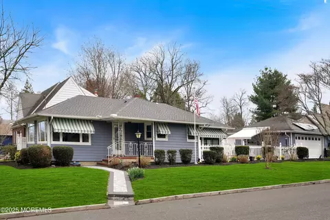 1635 Marconi Rd, Wall, NJ 07719