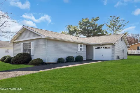 167 Everest Dr S, Brick, NJ 08724