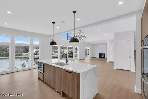 Kitchen - 1201 Beach Blvd, Forked River, NJ 08731 photo 8 of 9