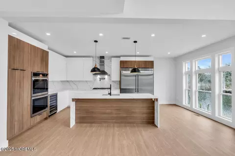 Kitchen - 1201 Beach Blvd, Forked River, NJ 08731 photo 3 of 9