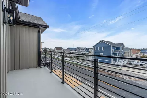 Exterior - 1201 Beach Blvd, Forked River, NJ 08731 photo 5 of 14