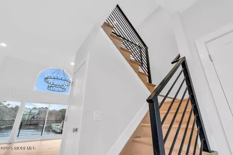 Entry Way - 1201 Beach Blvd, Forked River, NJ 08731 photo 6 of 12