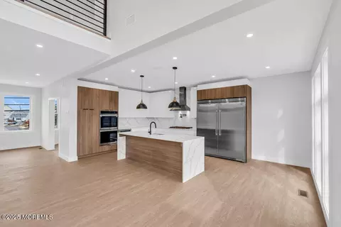 Kitchen - 1201 Beach Blvd, Forked River, NJ 08731 photo 4 of 9