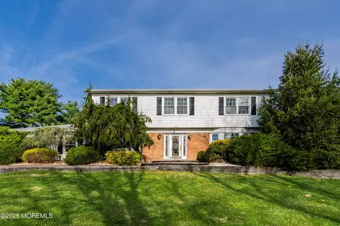 4 Bessie Ct, Millstone, NJ 08535