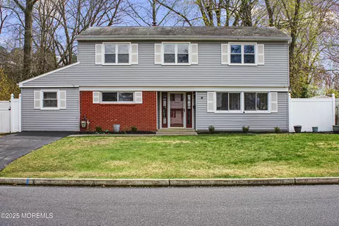 4 Dorset Rd, Old Bridge, NJ 08857