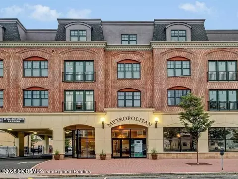 23 Wallace St #207, Red Bank, NJ 07701
