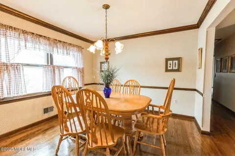 Dining - 305 Springfield Ave, Pine Beach, NJ 08741 photo 1 of 2