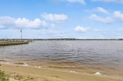 View/Area - 305 Springfield Ave, Pine Beach, NJ 08741 photo 2 of 2