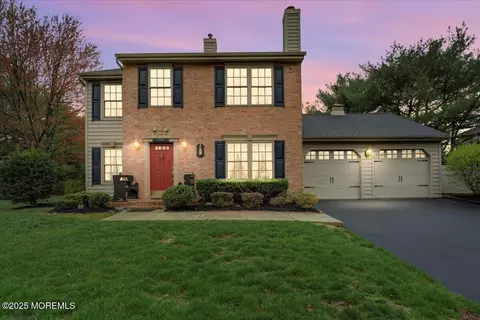 3 Annapolis St, Tinton Falls, NJ 07712