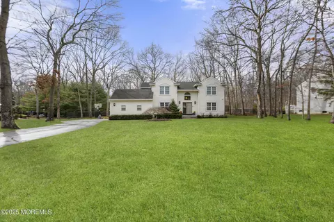 24 Pitney Ln, Jackson, NJ 08527