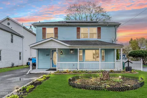 10 Harrison Ave, Englishtown, NJ 07726