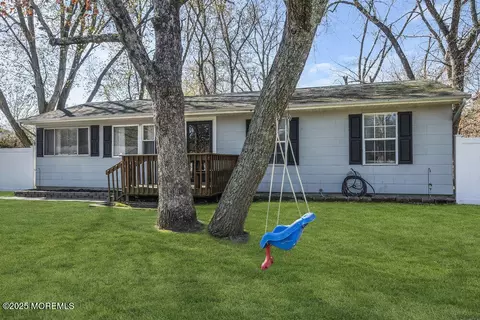 5 Castle Ave, Jackson, NJ 08527 photo 4